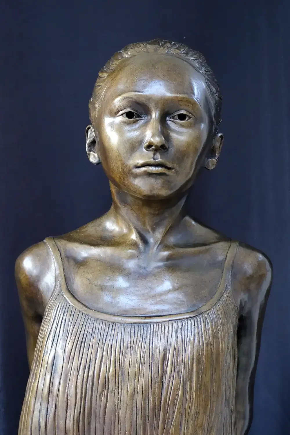 'Young Artemis', 2020 
(Patinated bronze 128 x 45 x 45cm)