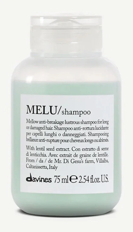 Melu Shampoo Travel.jpeg