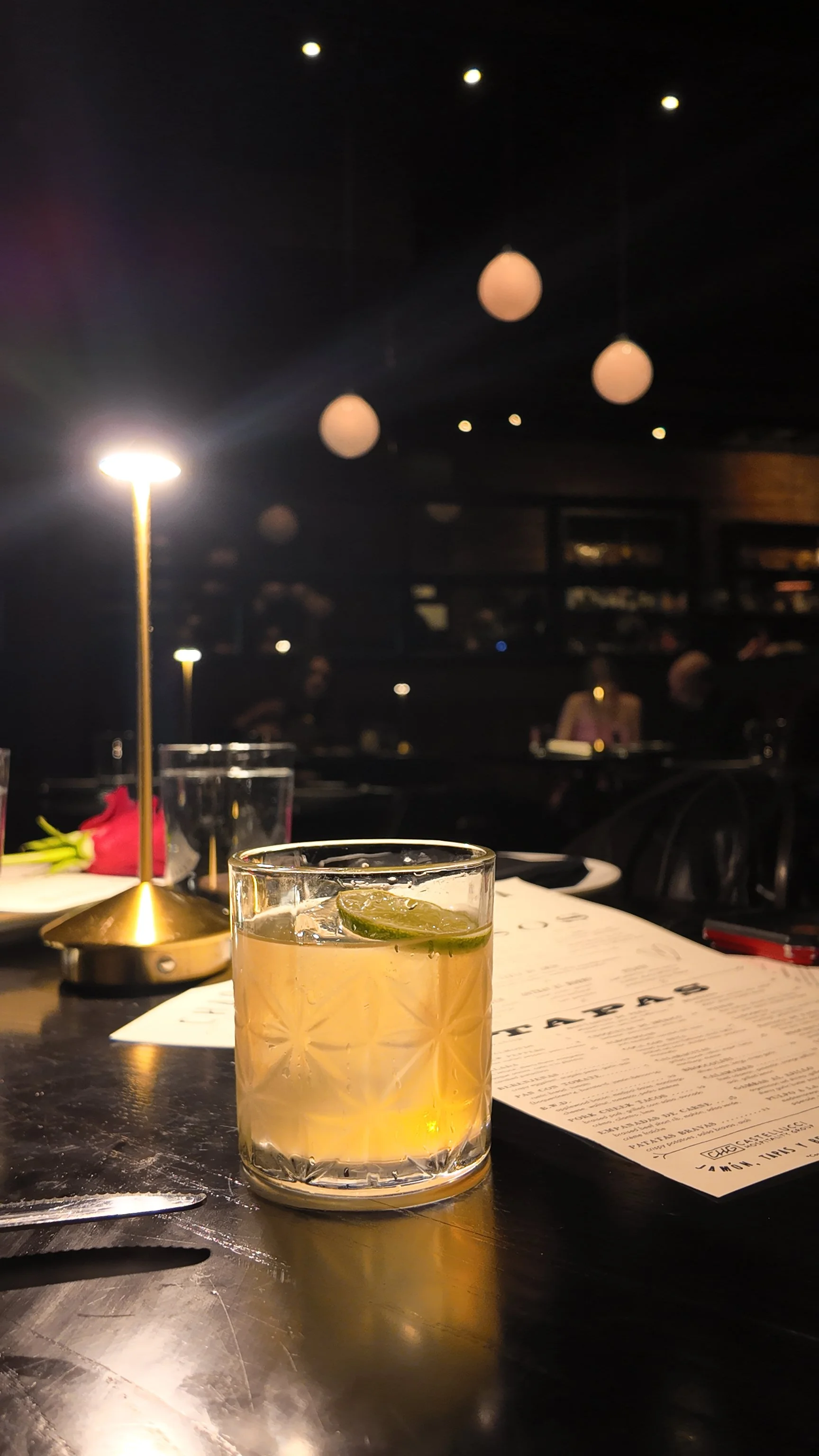 The Drinks We Order When We Want to Look Like We Know What We’re Doing (Cocktail Cheat Sheet)