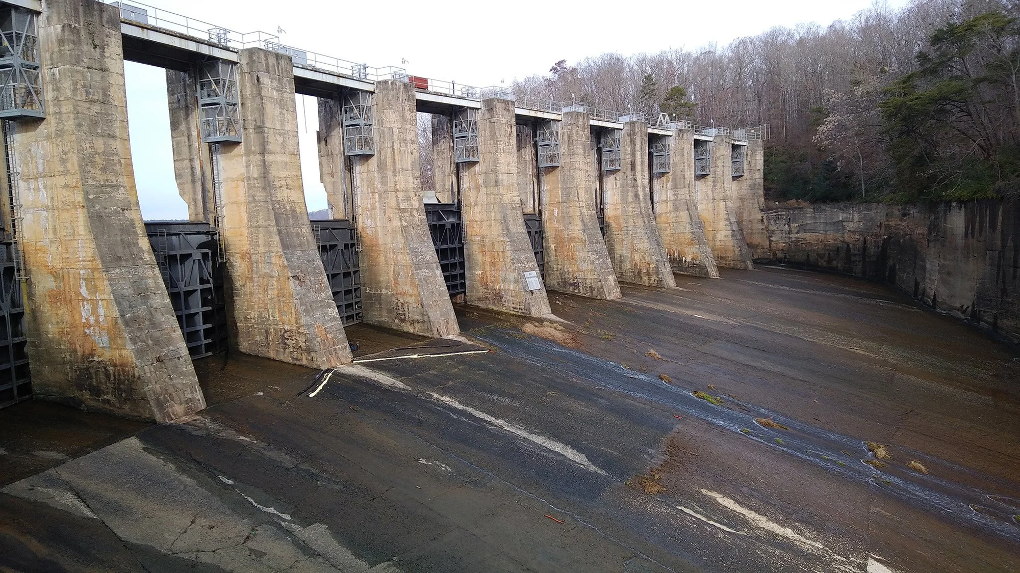 Evaluating a Concrete Dam Spillway Using Non-Destructive Testing