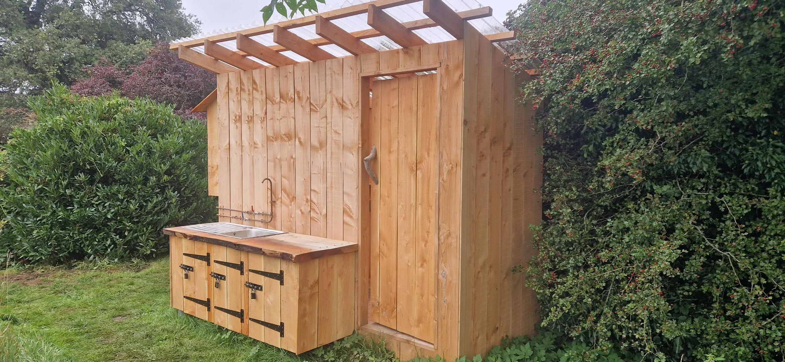 Outdoor Shower 1.jpg