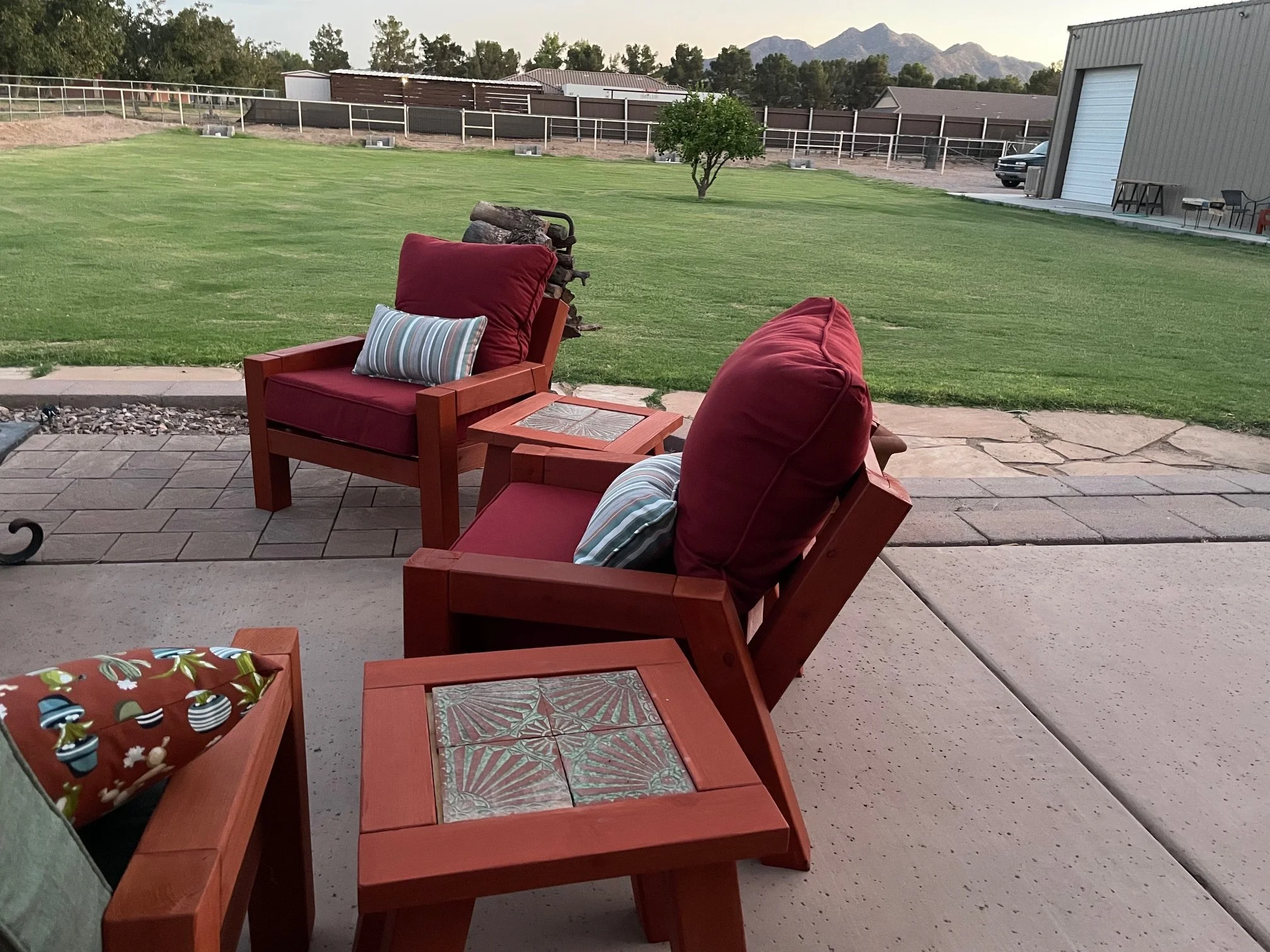 Outdoor Side Table & Chairs