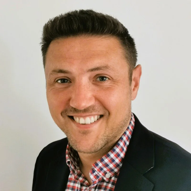 Adam Buckler, Verpora