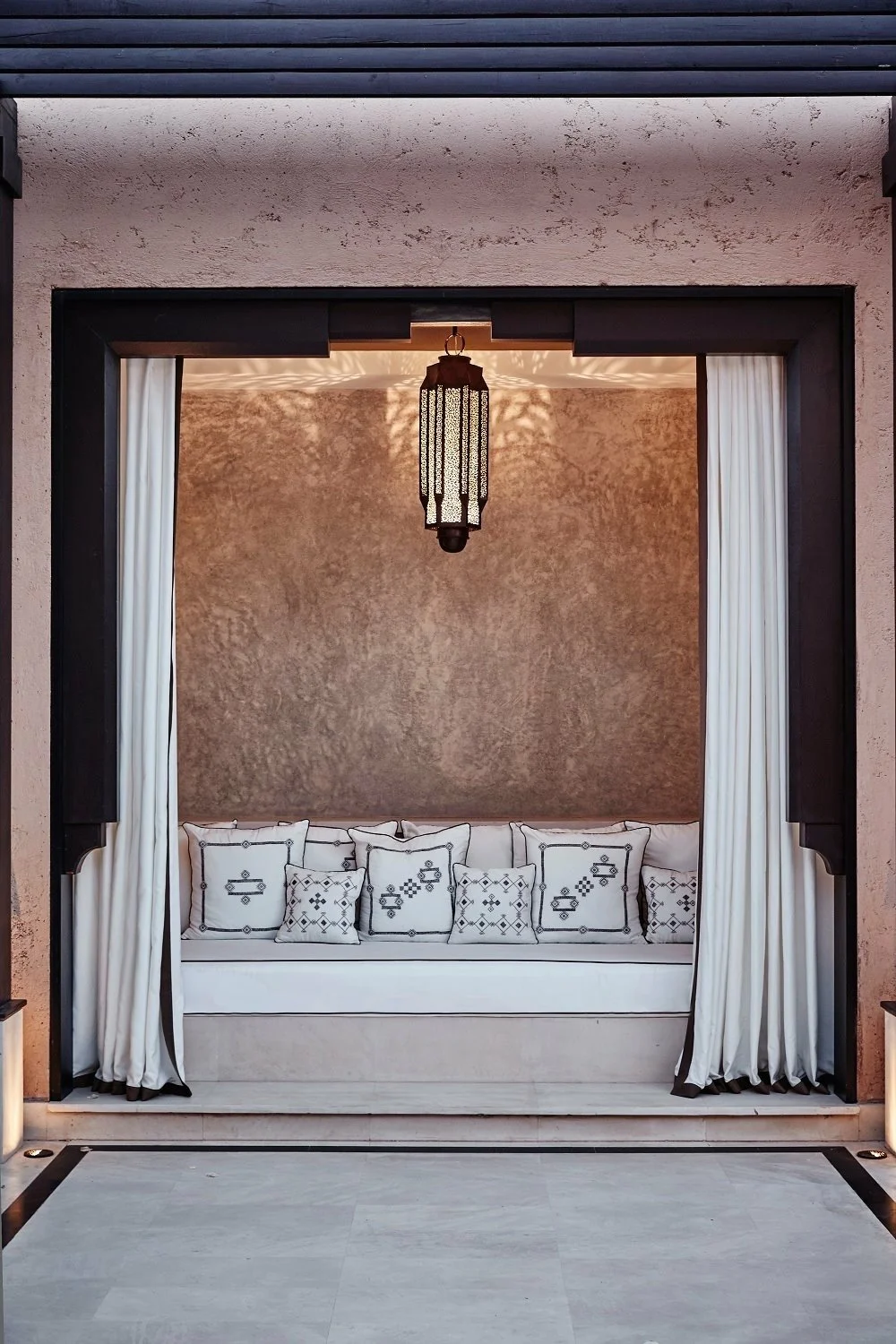 Installation électrique et éclairage - projets résidentiels Marrakech Maroc