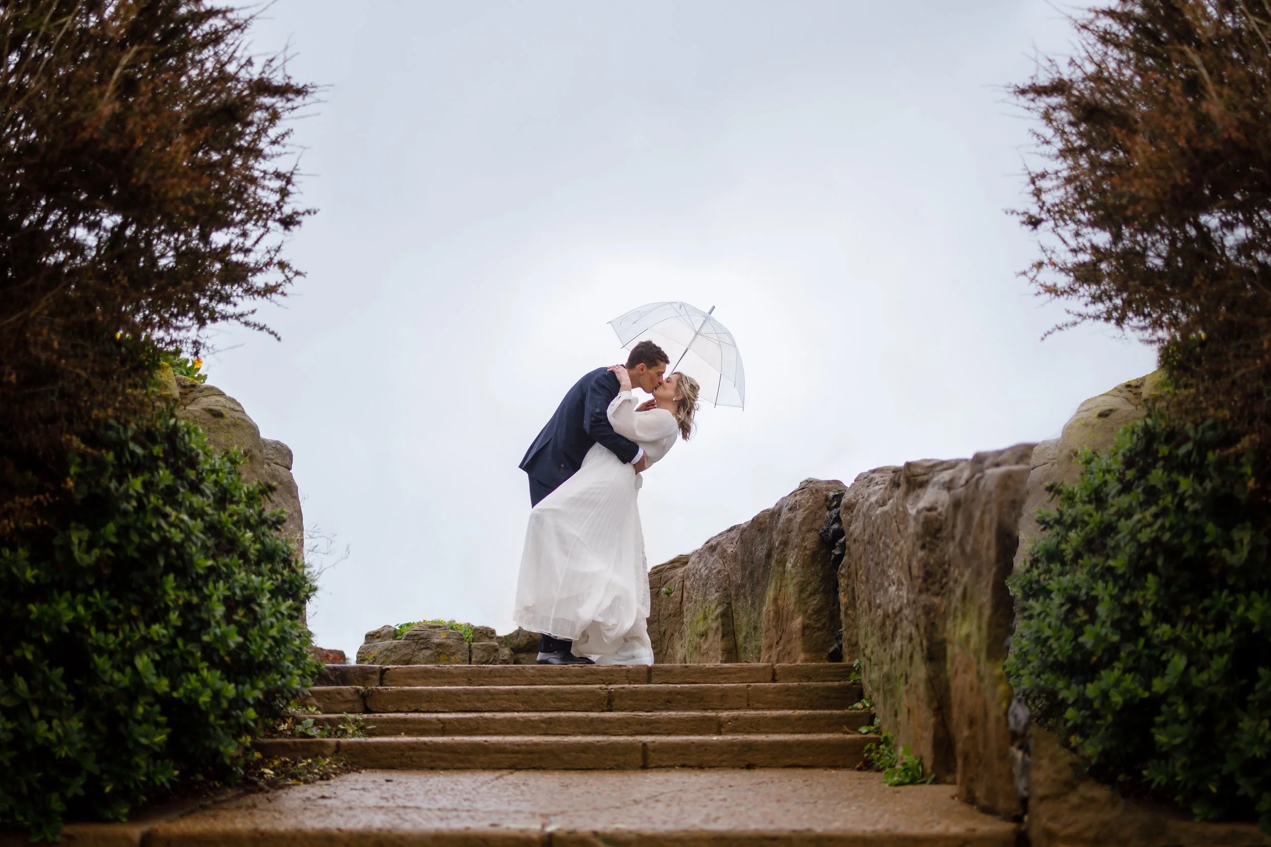 Jana-Gavin-Kent-Autumn-Rainy-Wedding-Photography-451-of-499.jpg