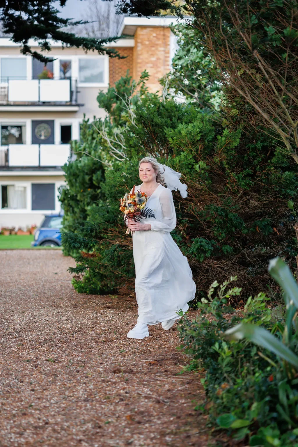 Jana&GavinKentAutumnRainyWeddingPhotography(73of499).webp