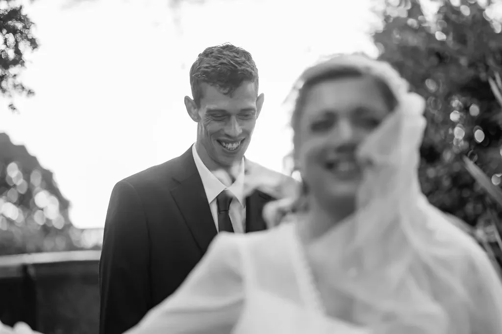 Jana&GavinKentAutumnRainyWeddingPhotography(94of499).webp