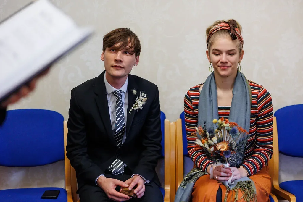 Jana&GavinKentAutumnRainyWeddingPhotography(204of499).webp