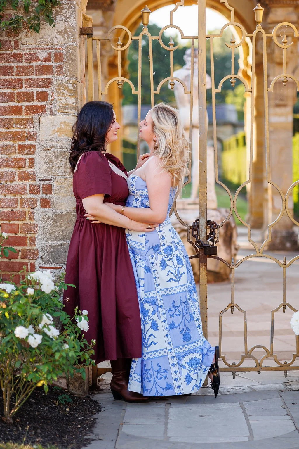 Laura&KaarinaHeverCastleProposalNastiaPhotography-44.jpg