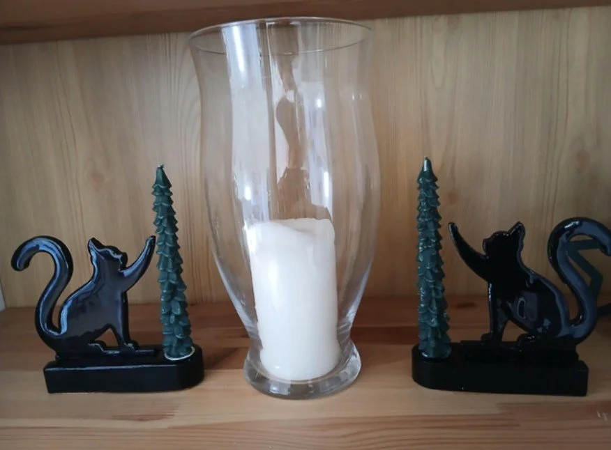 Black Cat Candle Holder 1.jpg