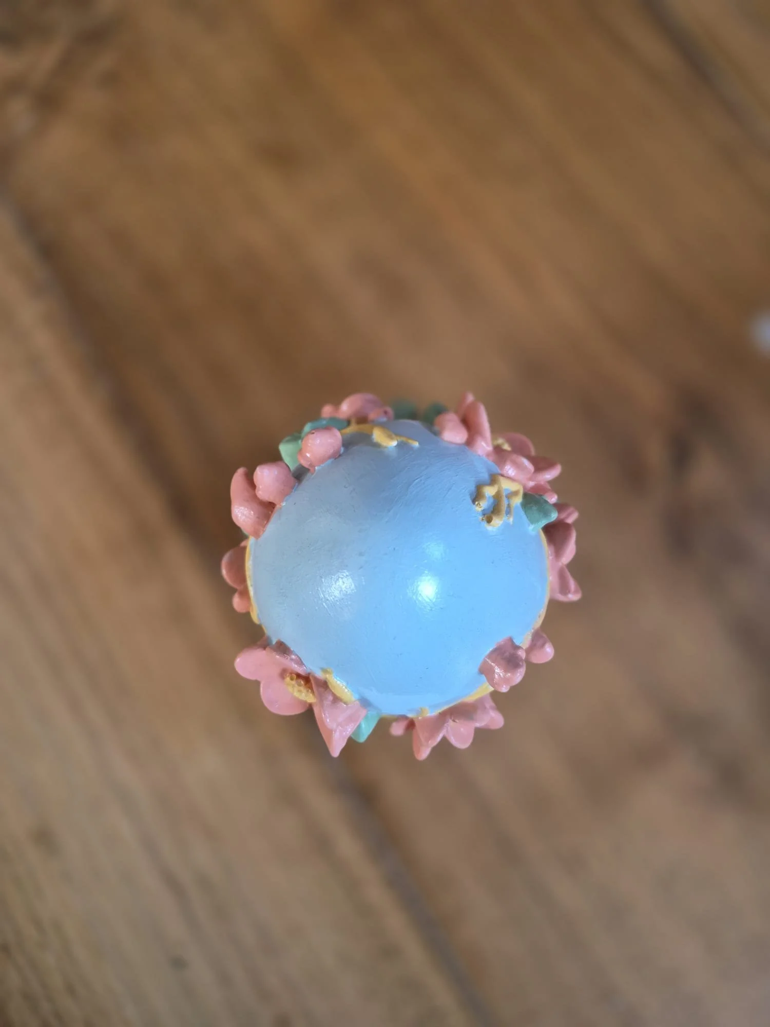 Egg in nest - top view.jpeg