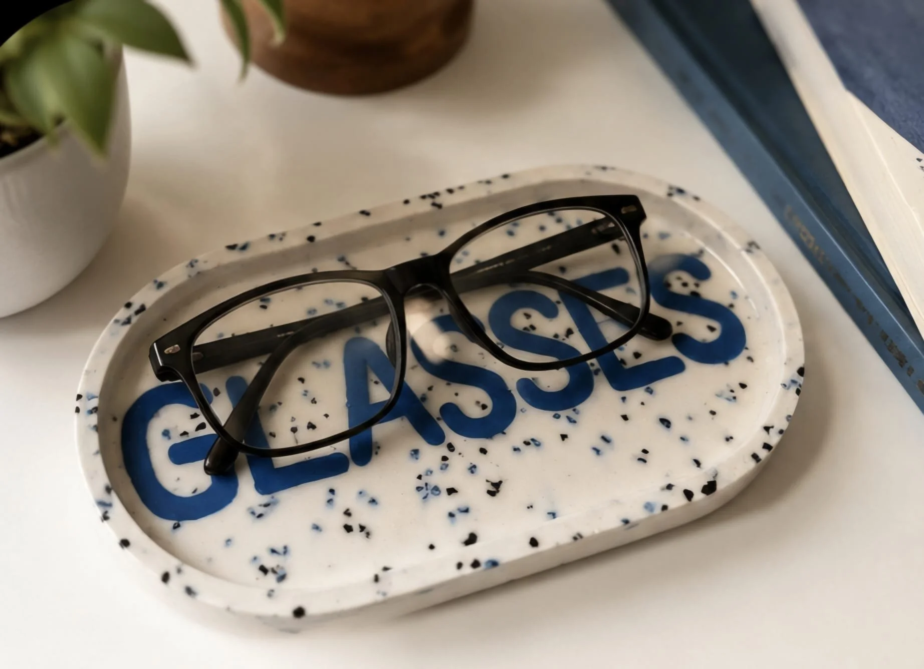 Glasses Dish - Display photo - Glasses.jpeg