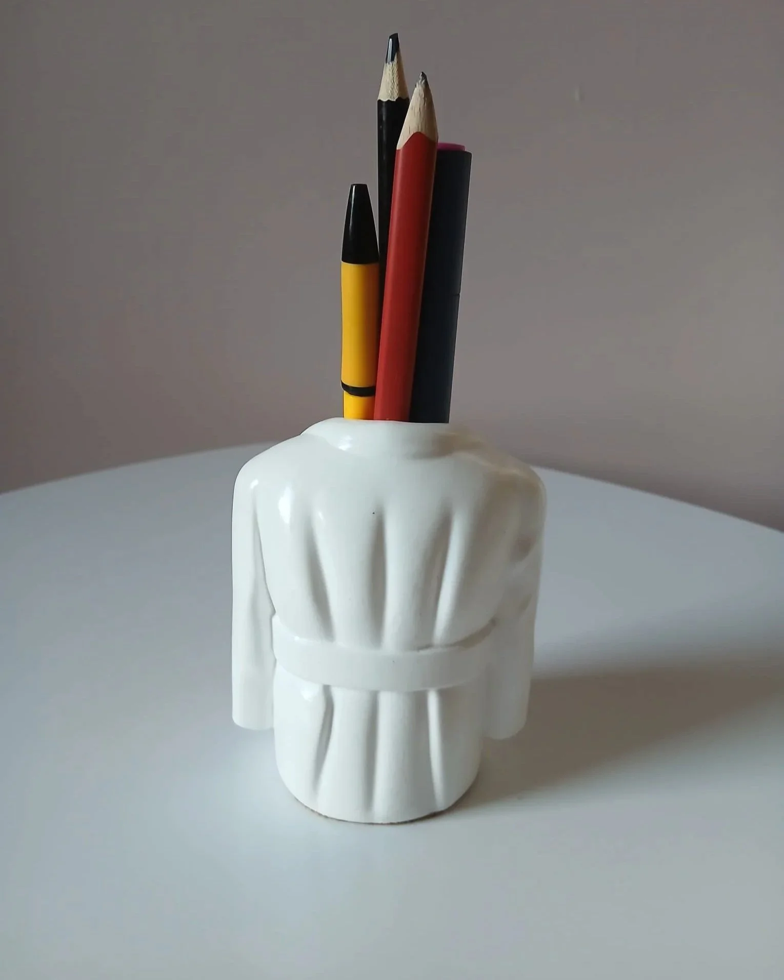 Doctor+Pencil+Holder+-+Back+with+pencils.jpg