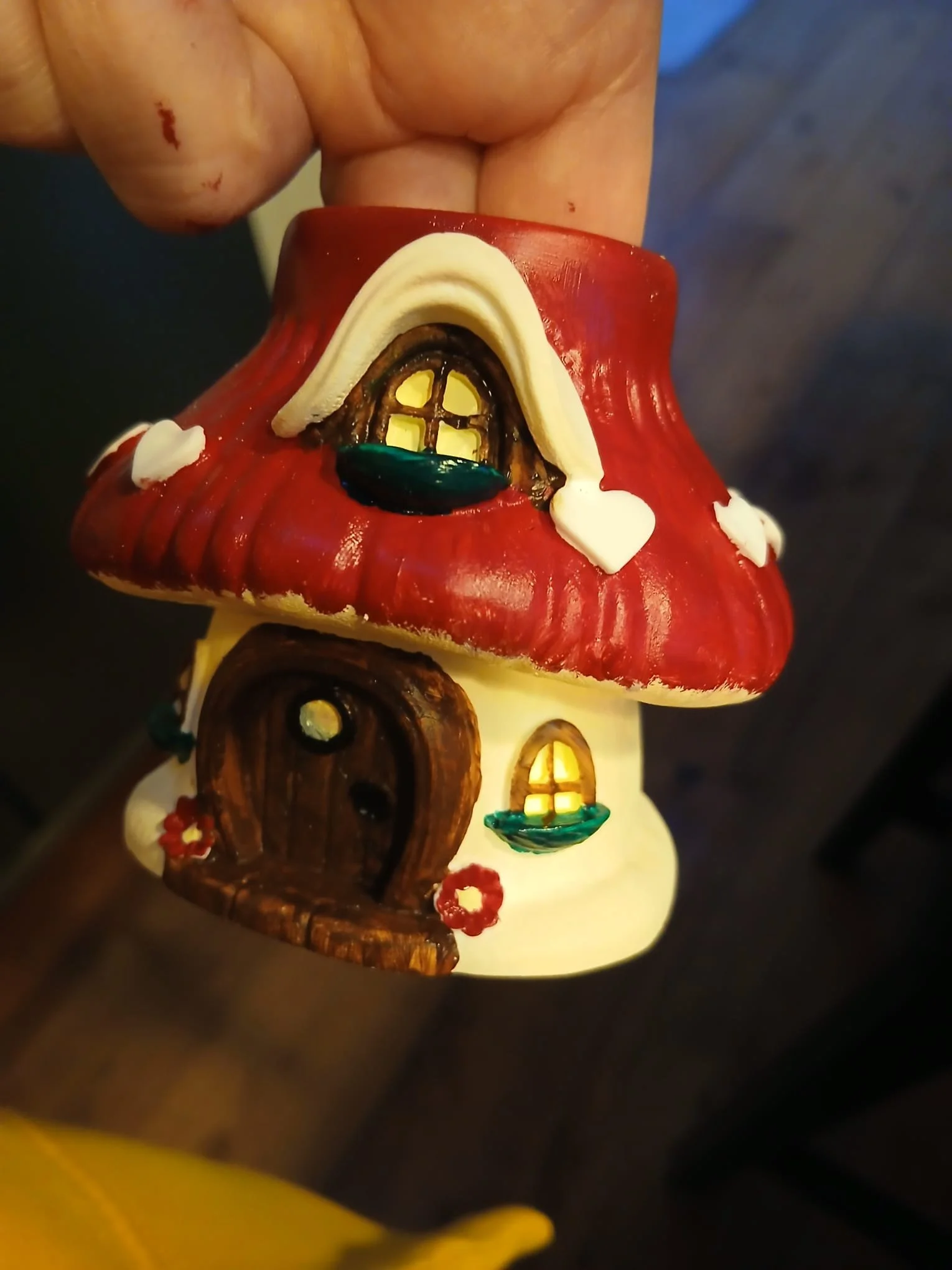 Toadstool green detail 2.jpeg