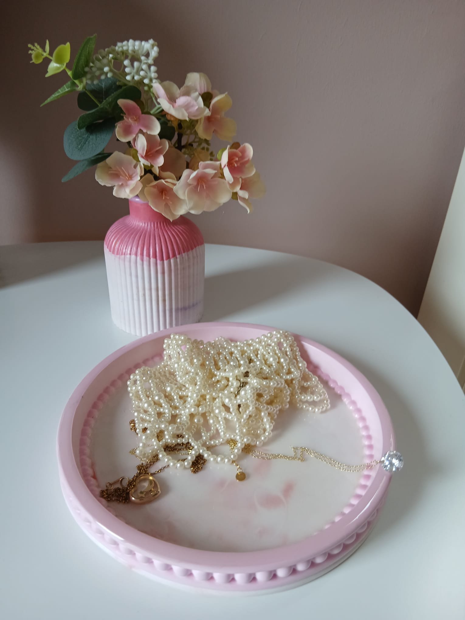 Sitting Pretty - Tray with jewellery2 - Copy.jpg
