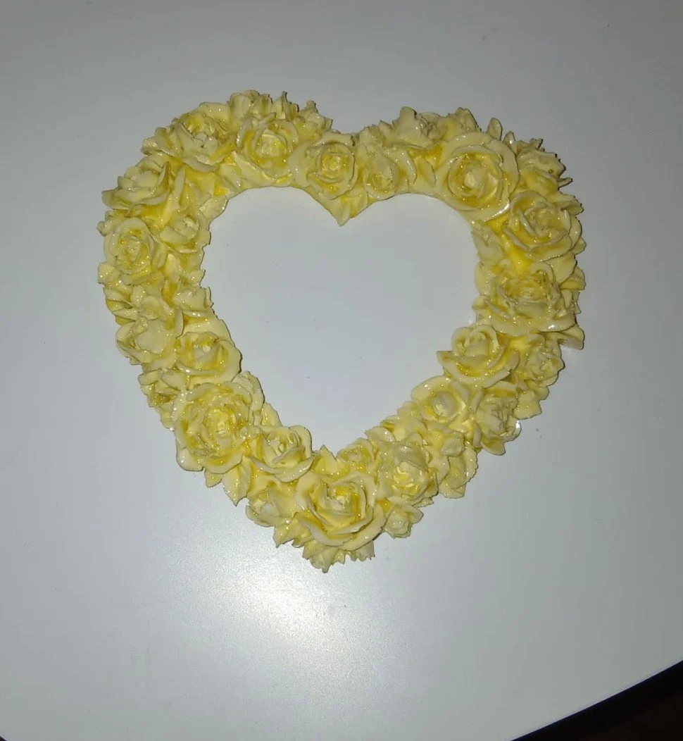 Floral Heart Wreath - Pale Yellow.jpeg