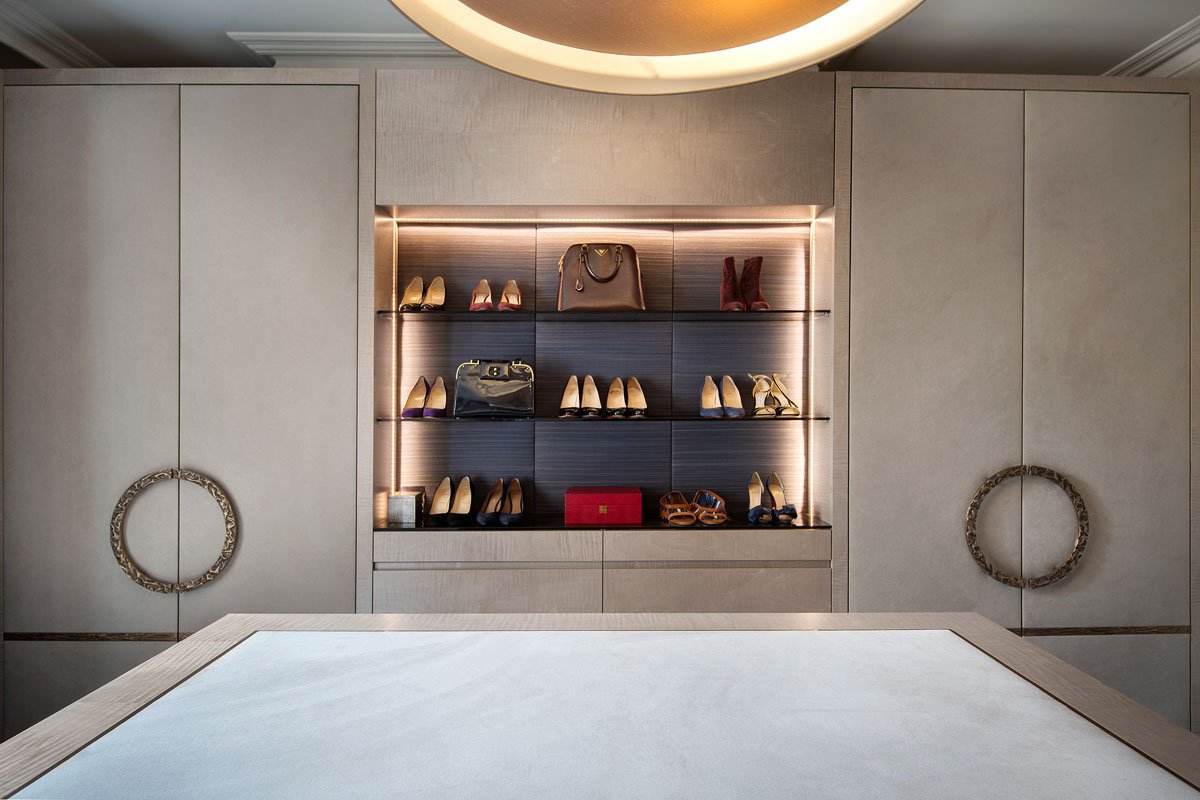 OLBC_London_Dressing_room_02 copy.jpg