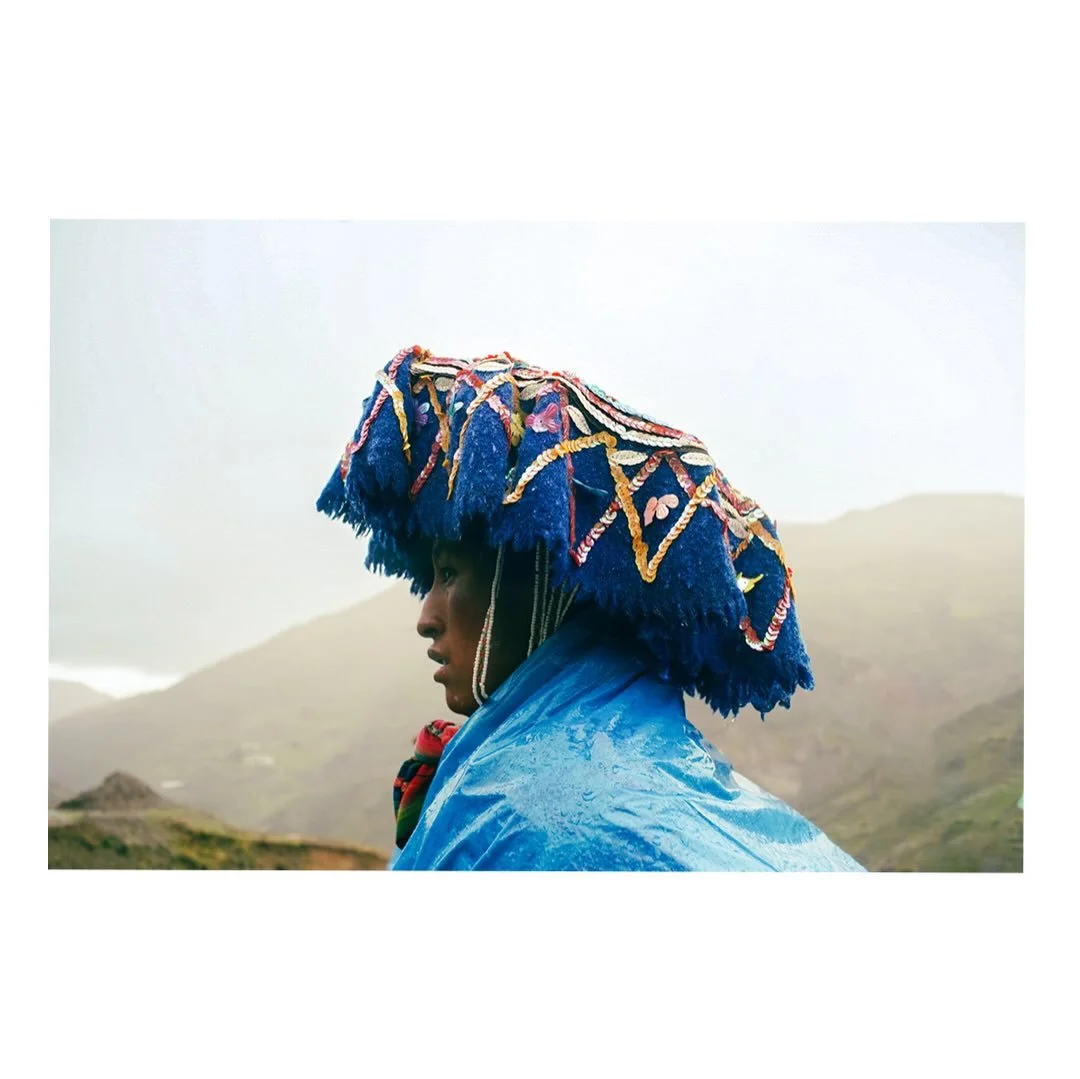 Stuck in the mountains part 1 
&bull;
&bull;
&bull;
&bull;
#sony #craftersgonnacraft #per&ugrave; #portait #sonya7 #photography #yashika #contax #zeisslens #photo #digitalart #photographyart #art #Ziess #nikkor #photographyeveryday #travelphotography