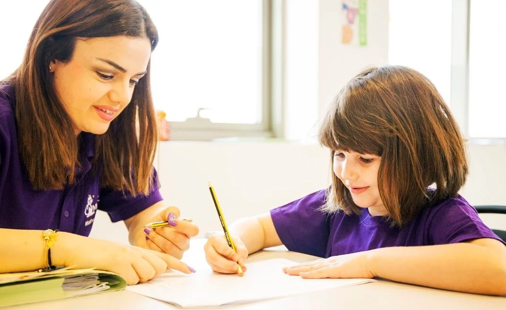 Dubai_Jana and student_fullsize.jpg