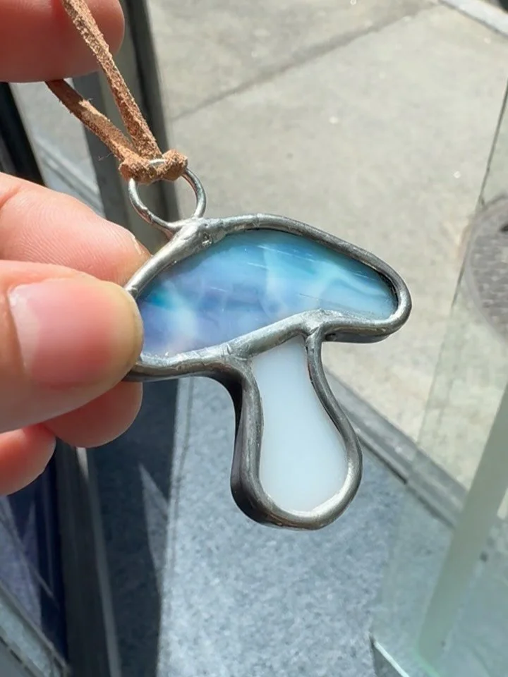 Forgot to post the wee mushrooms that I&rsquo;ve been working on, so here&rsquo;s a quick snap of them 🍄 ☺️ 

If you remember the concept that I have for this collection, it begins with a kitchen witch who begins dating a vampire. However, because t