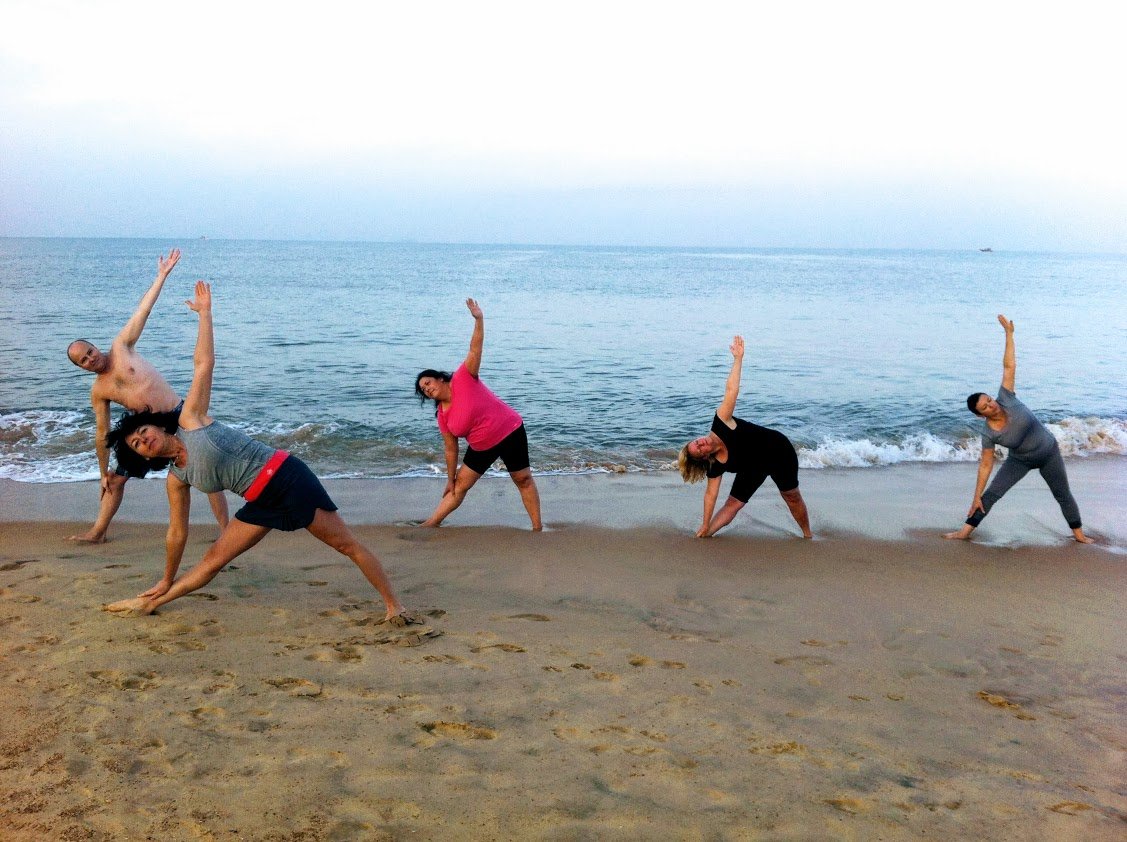yoga-ind-sea.jpg