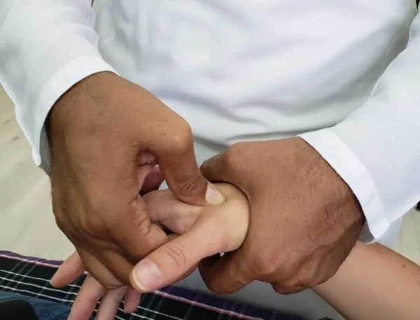 Ayurveda Marma Therapy: Arms