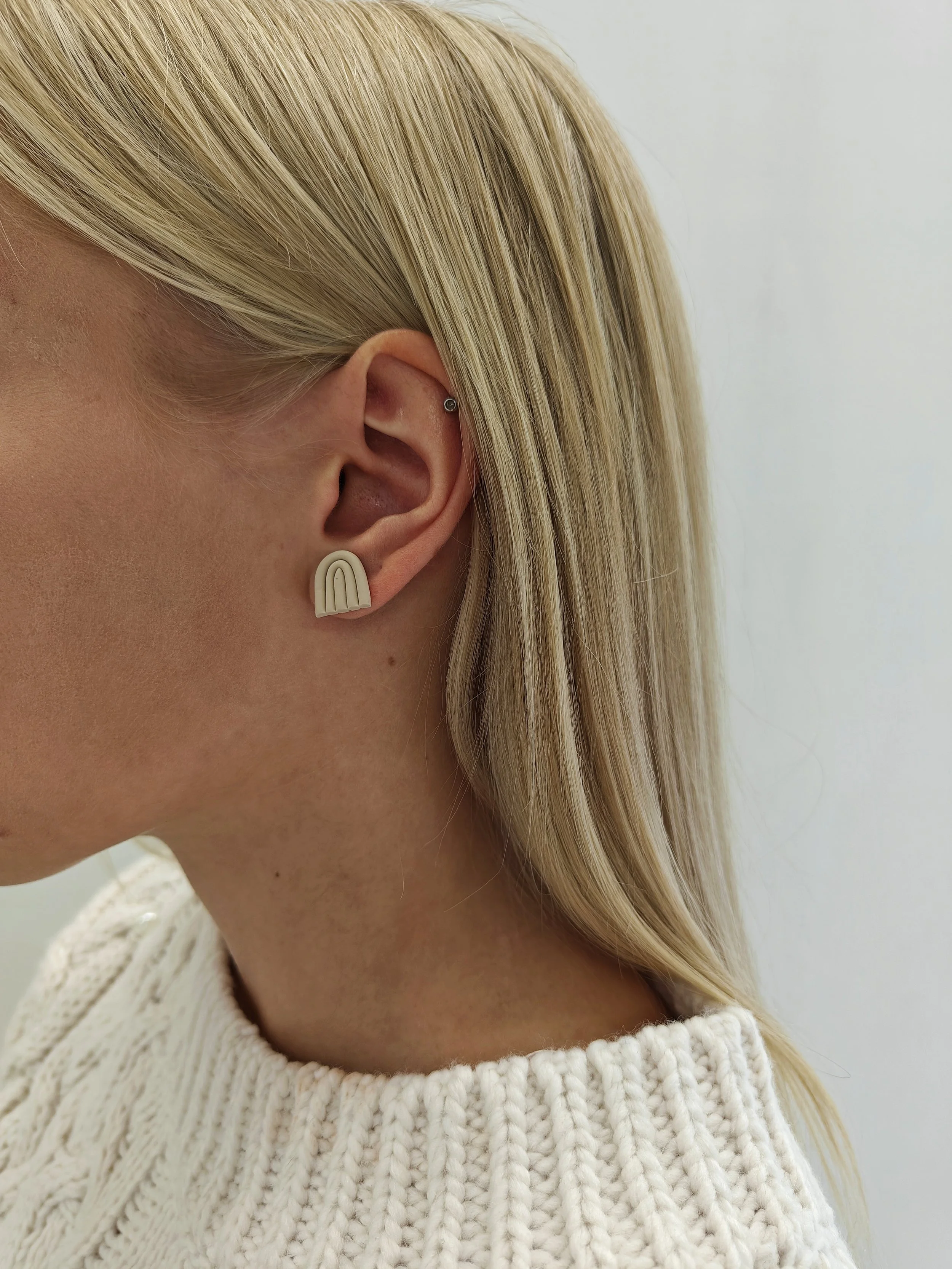 Sateenkaarikorvakorut KAADOdesign BEETI.jpg