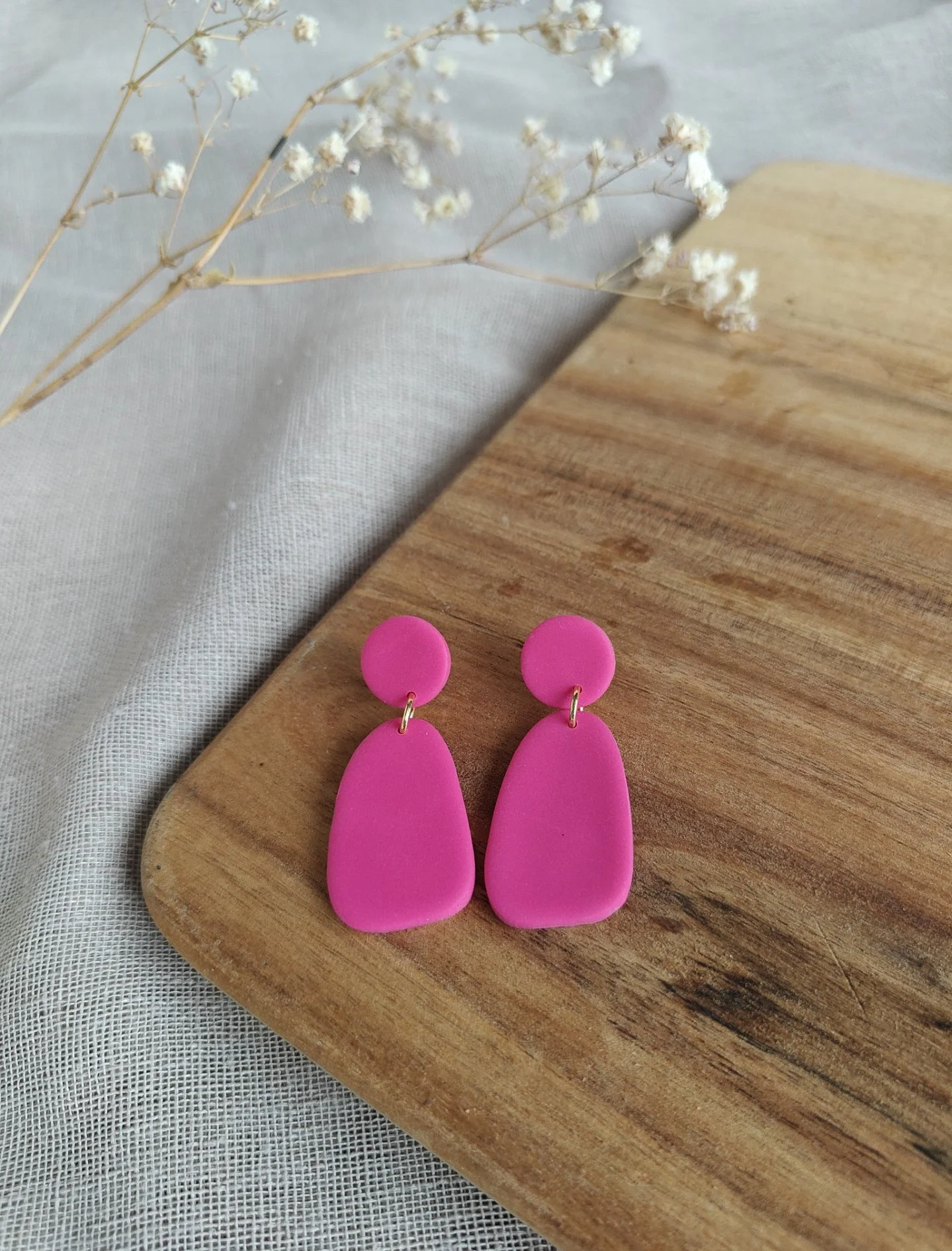 MANTA  — yksiväriset roikkuvat korvakorut