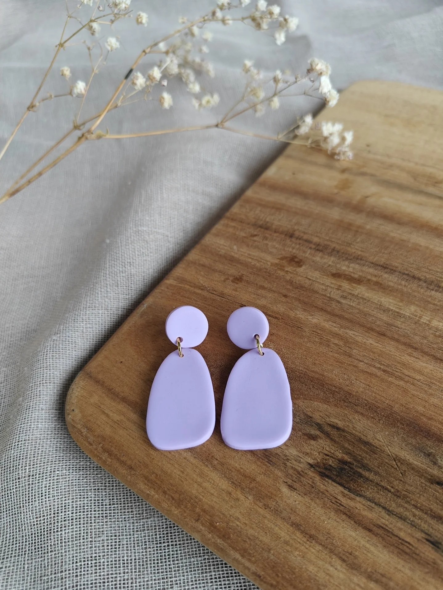 MANTA  — yksiväriset roikkuvat korvakorut