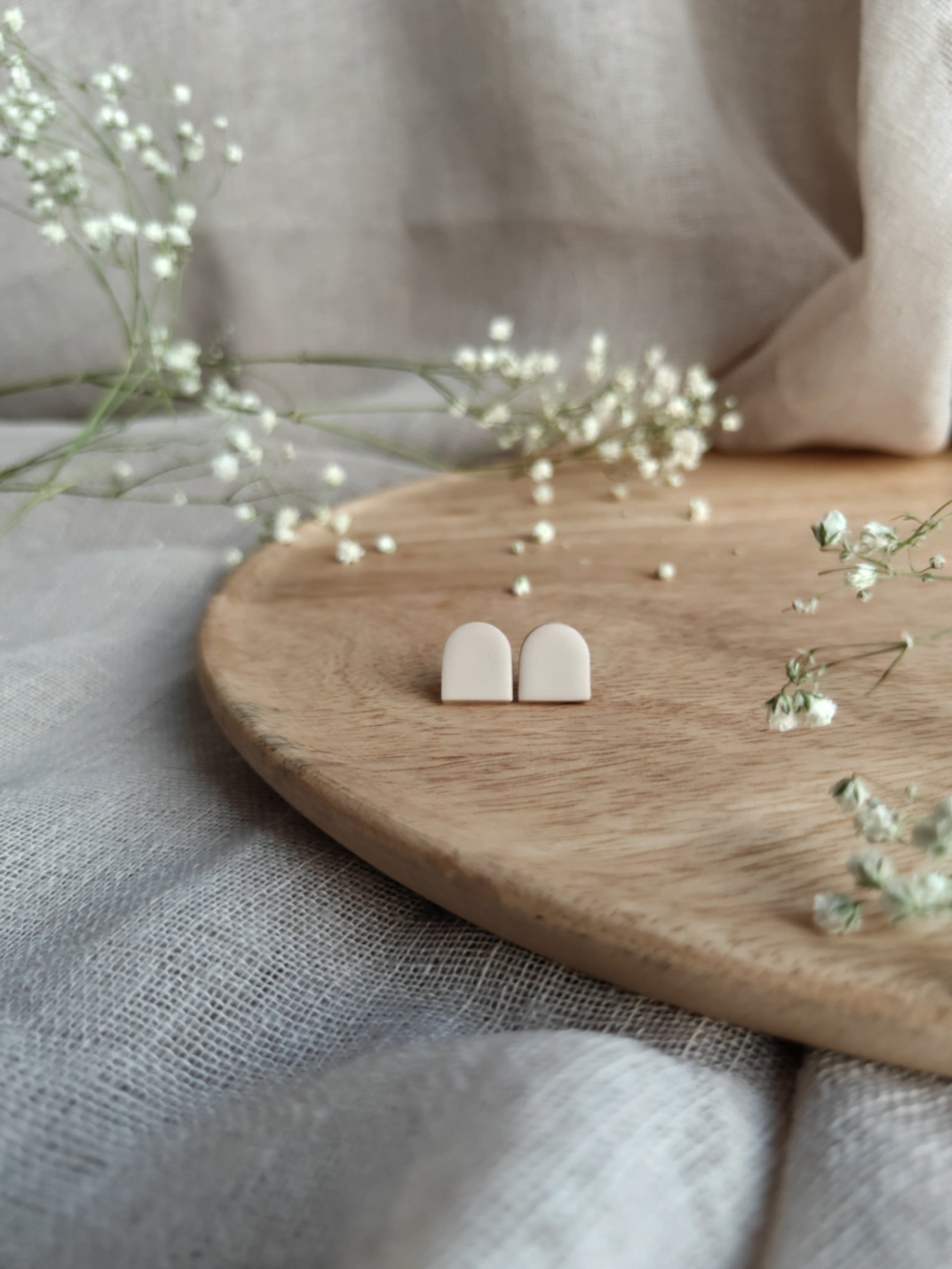 SANIA — kaari nappikorvakorut