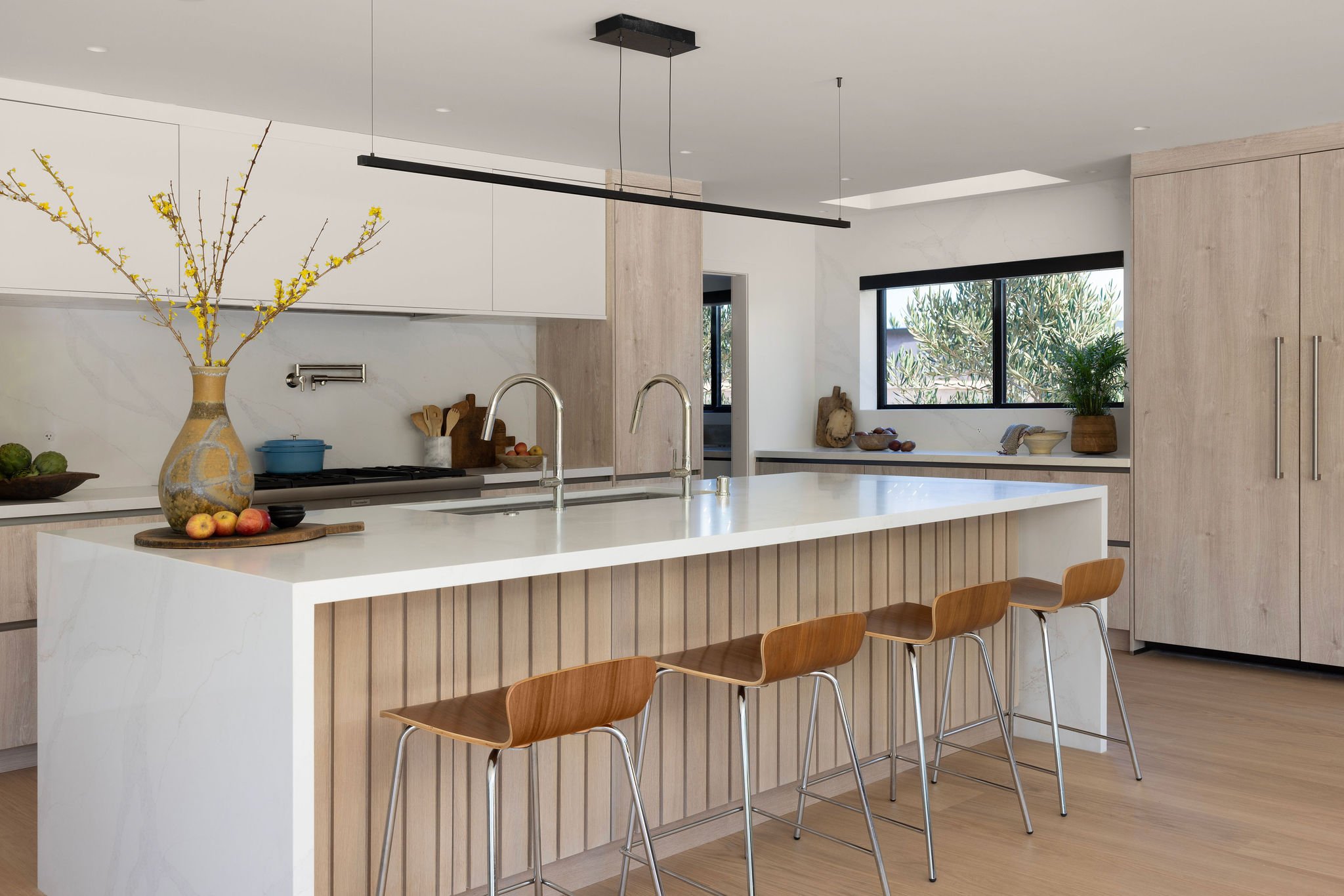 Studio Lunarey - High End - Custom Kitchen Design Woodside.jpg