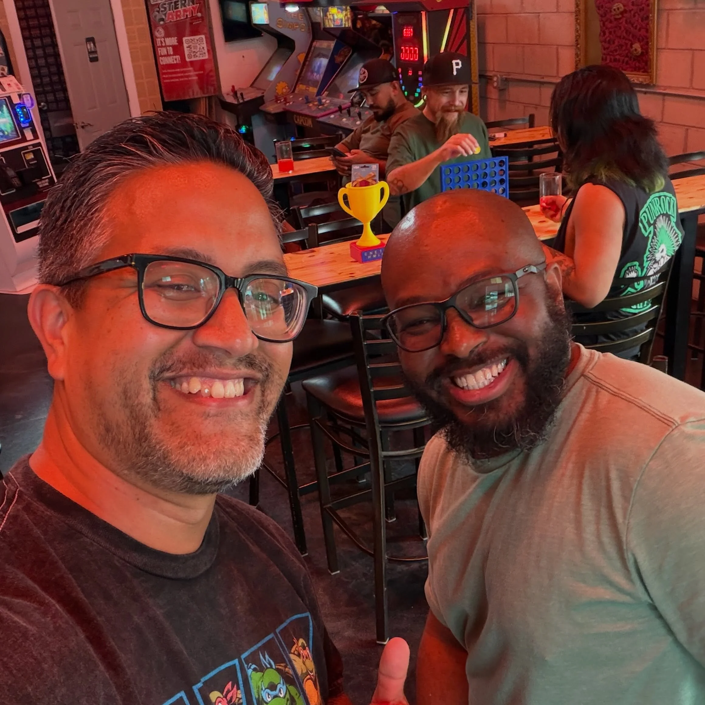 Intense Connect Four Tournament with @juleskentertain @asylumbrewing !