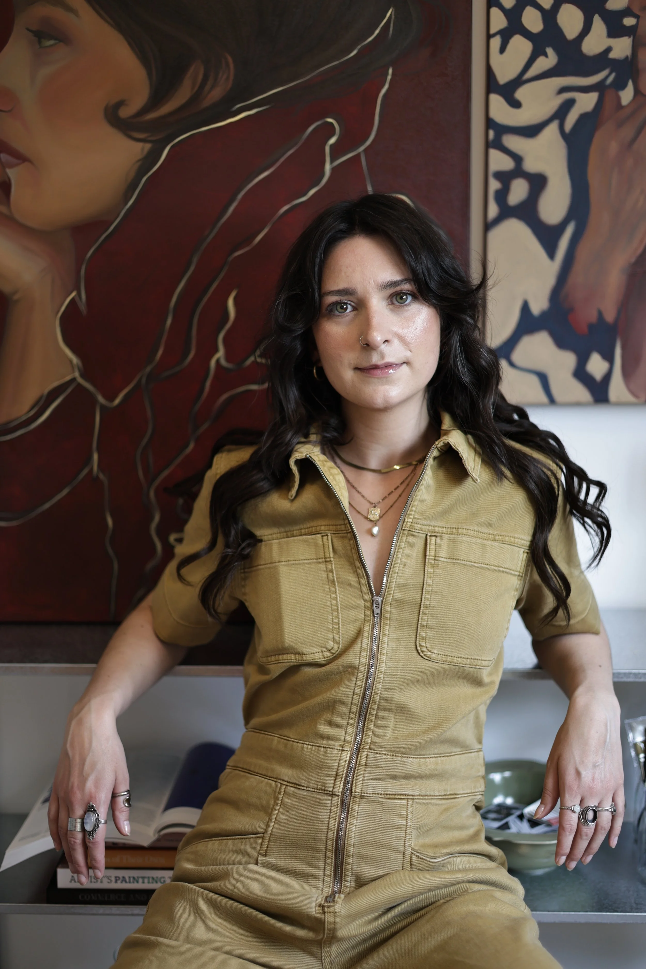 Professional artist portrait photo of fine artist Marine Aimée 