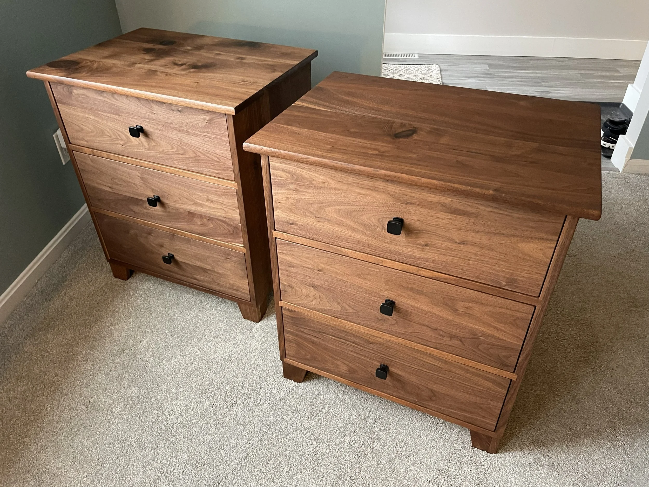 WalnutNightstands01.jpeg