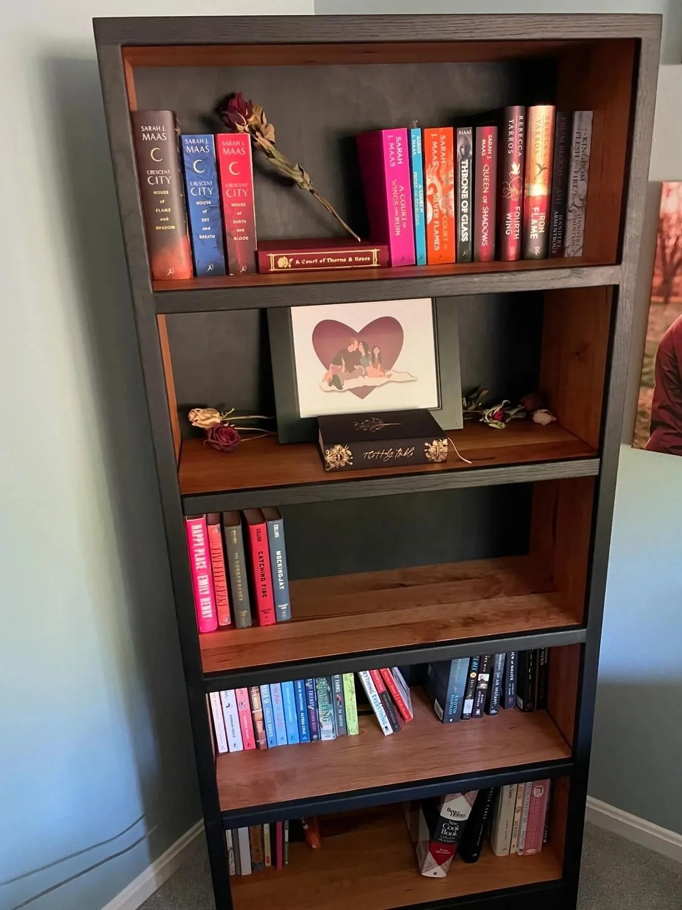 CherryandRedOakBookshelf01.jpg