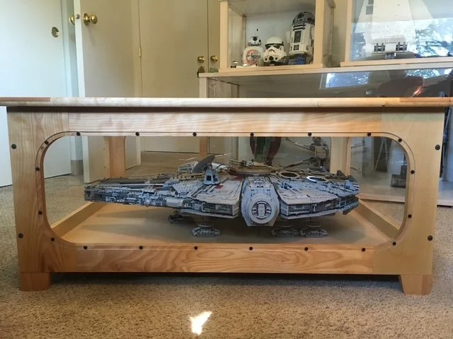 FalconCoffeeTableDisplayCase06.JPG