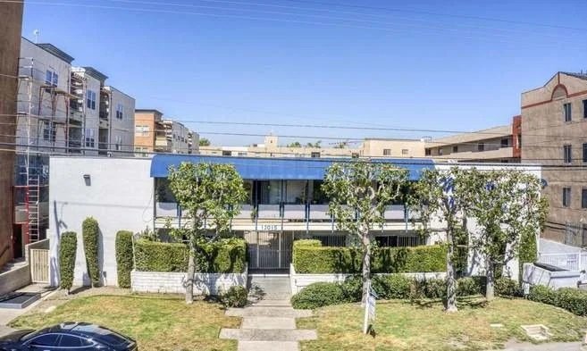 4737 Orion Ave | Sherman Oaks, CA 91403