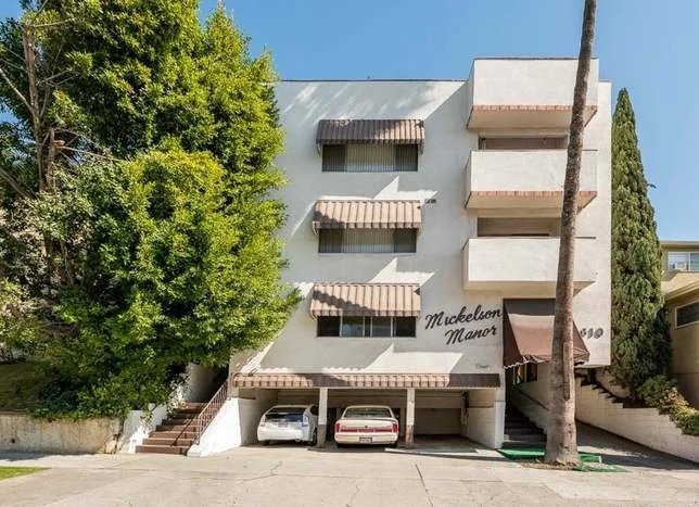 1610 S Beverly Glen Blvd | Los Angeles, CA 90024