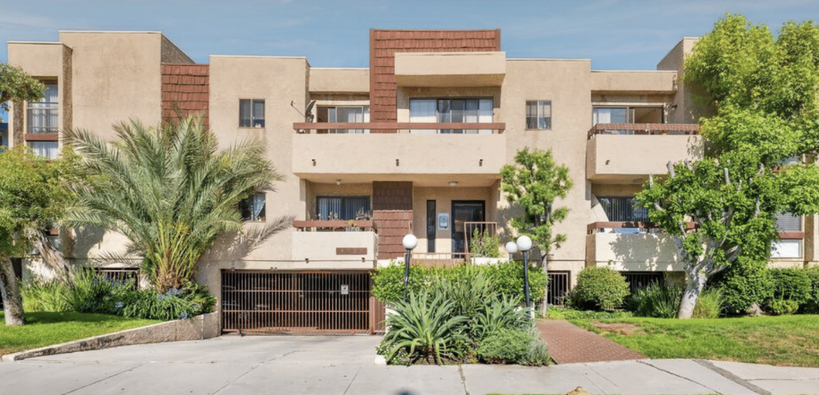 4727 Kester Ave | Los Angeles, CA 91403