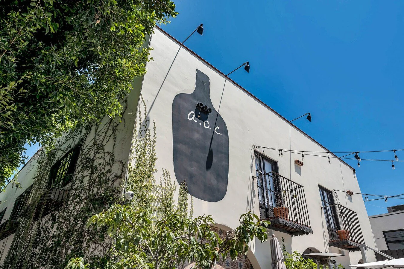 309 S Hamel Rd &amp; 8700 W 3rd St | Los Angeles, CA 90048