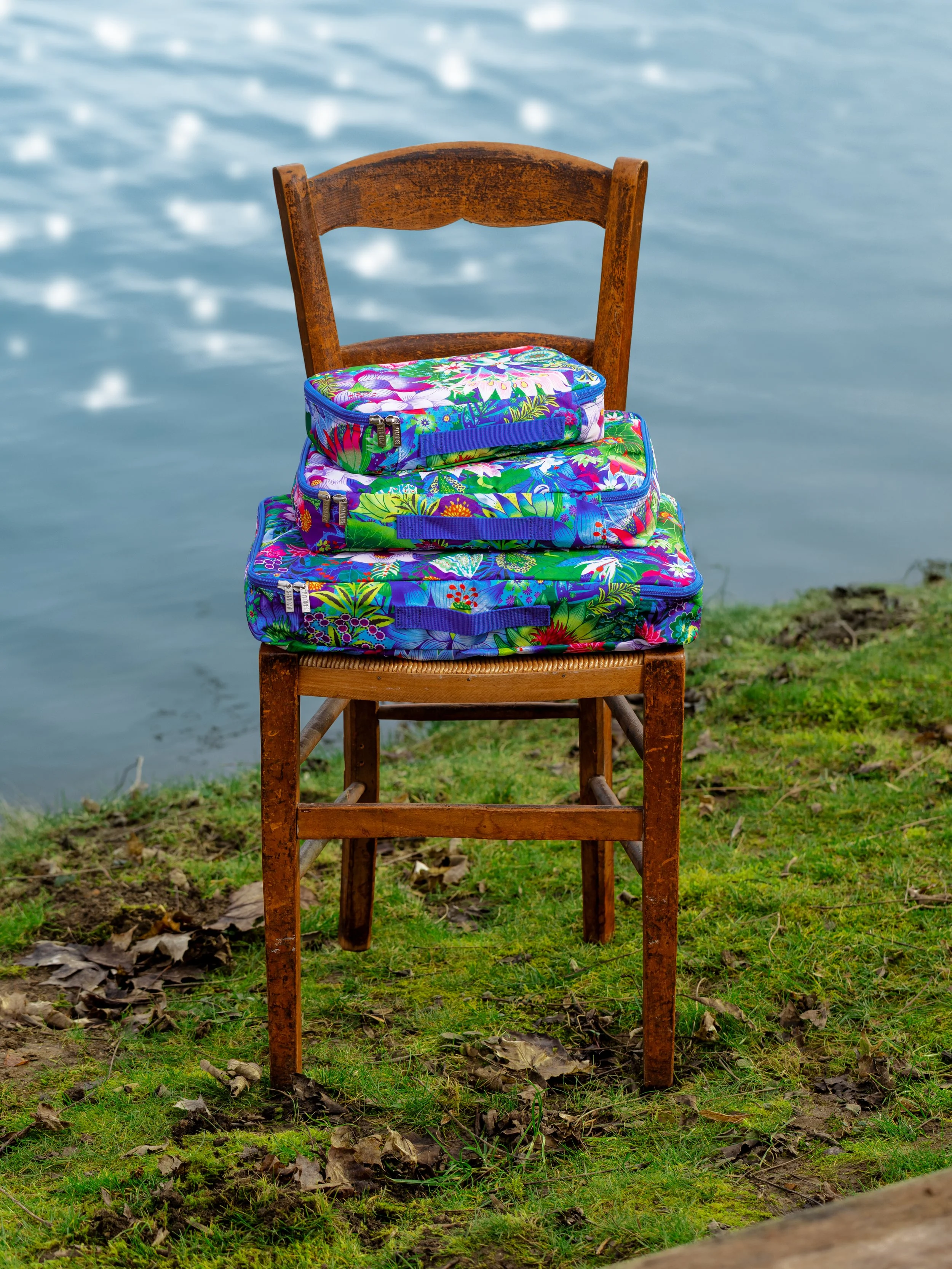 TRAVEL-ORGANIZER-FLEURS-D'EAU.jpg