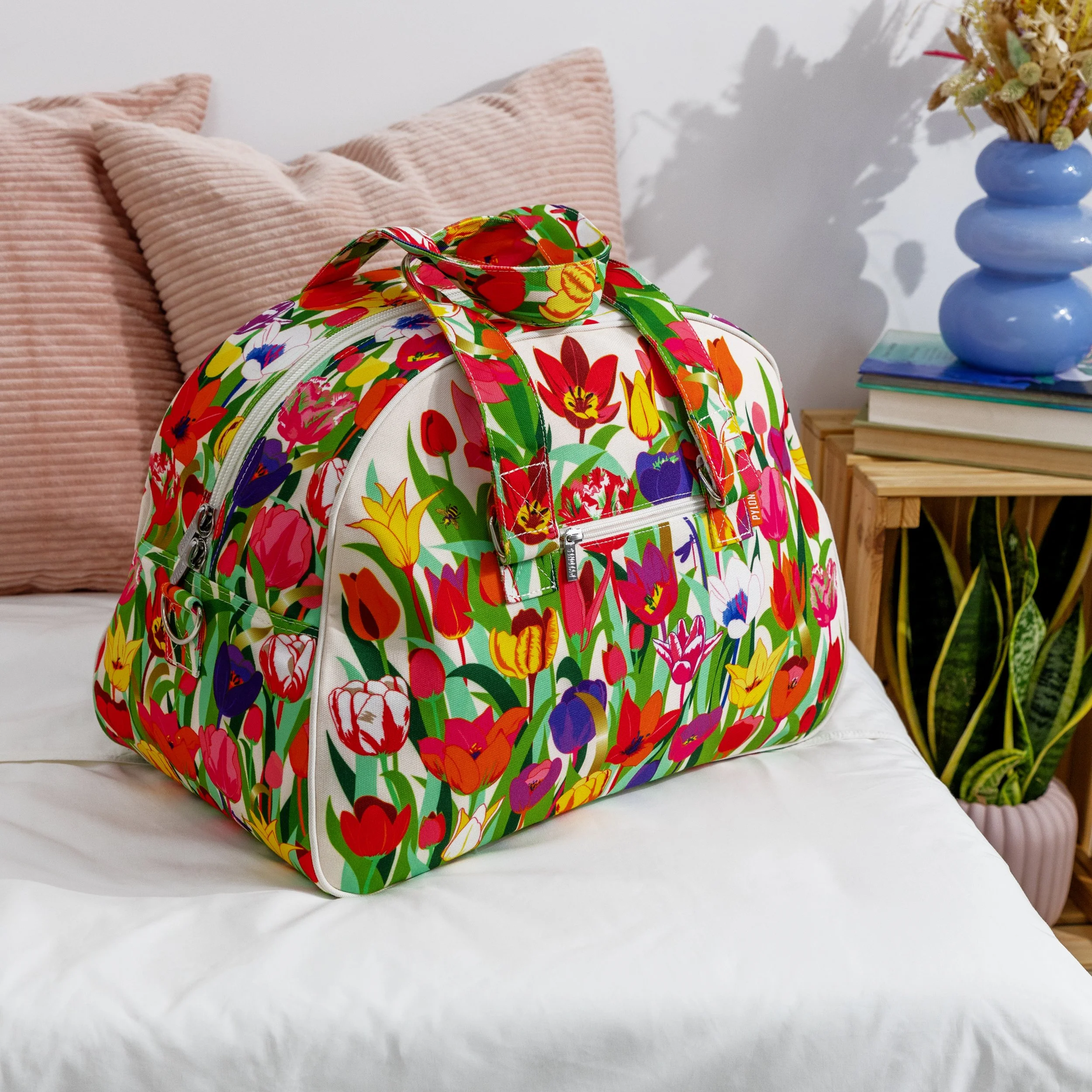 WEEKEND-BAG-TULIPES.jpg