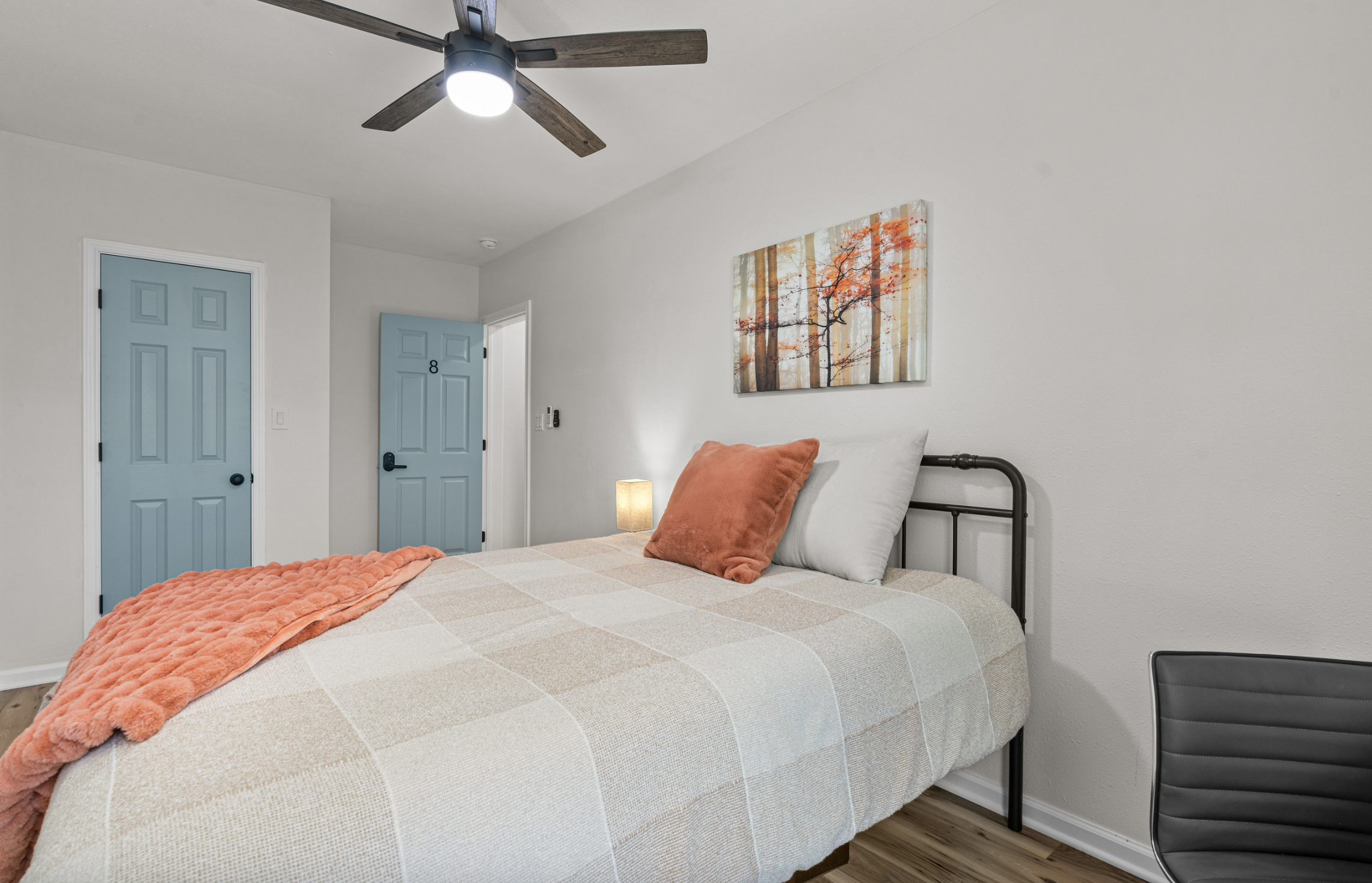 Room 8 at Harper Valley.png