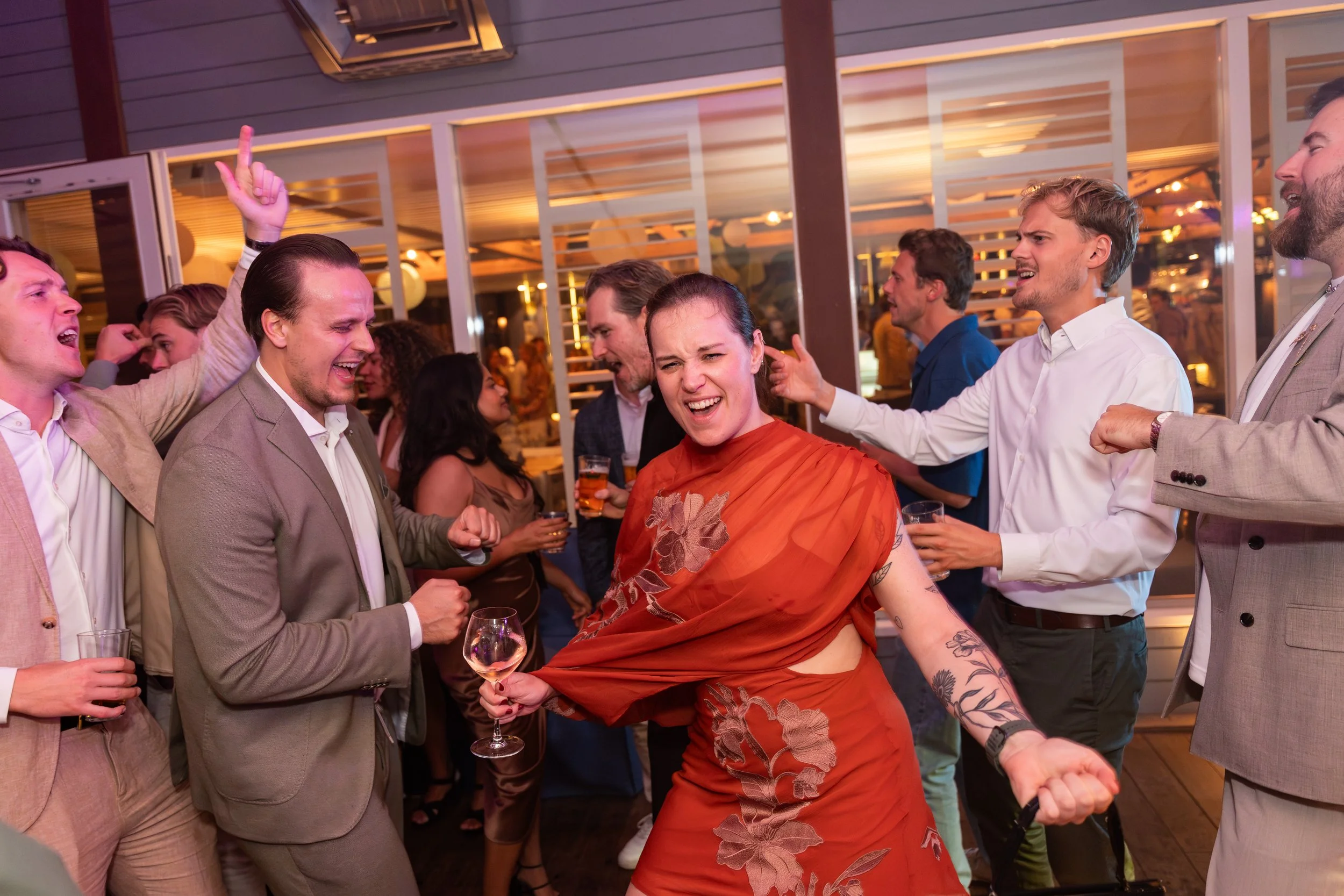 TF1314-MS543_BW (1).jpg