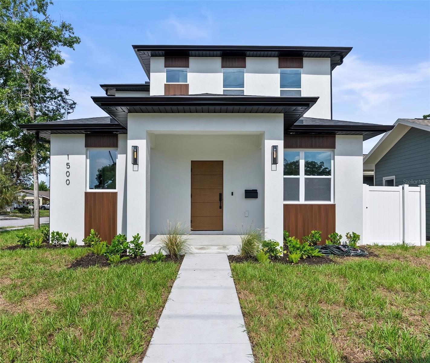 Modern newly built home in St. Petersburg, Florida