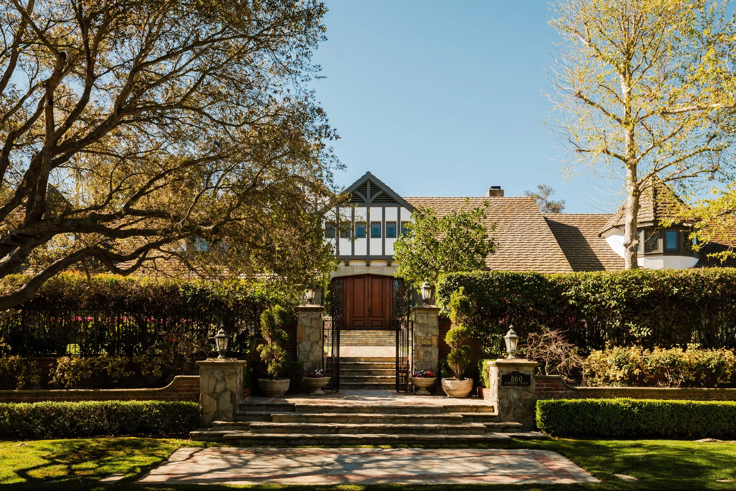 0002 860 Flintridge Print.jpg