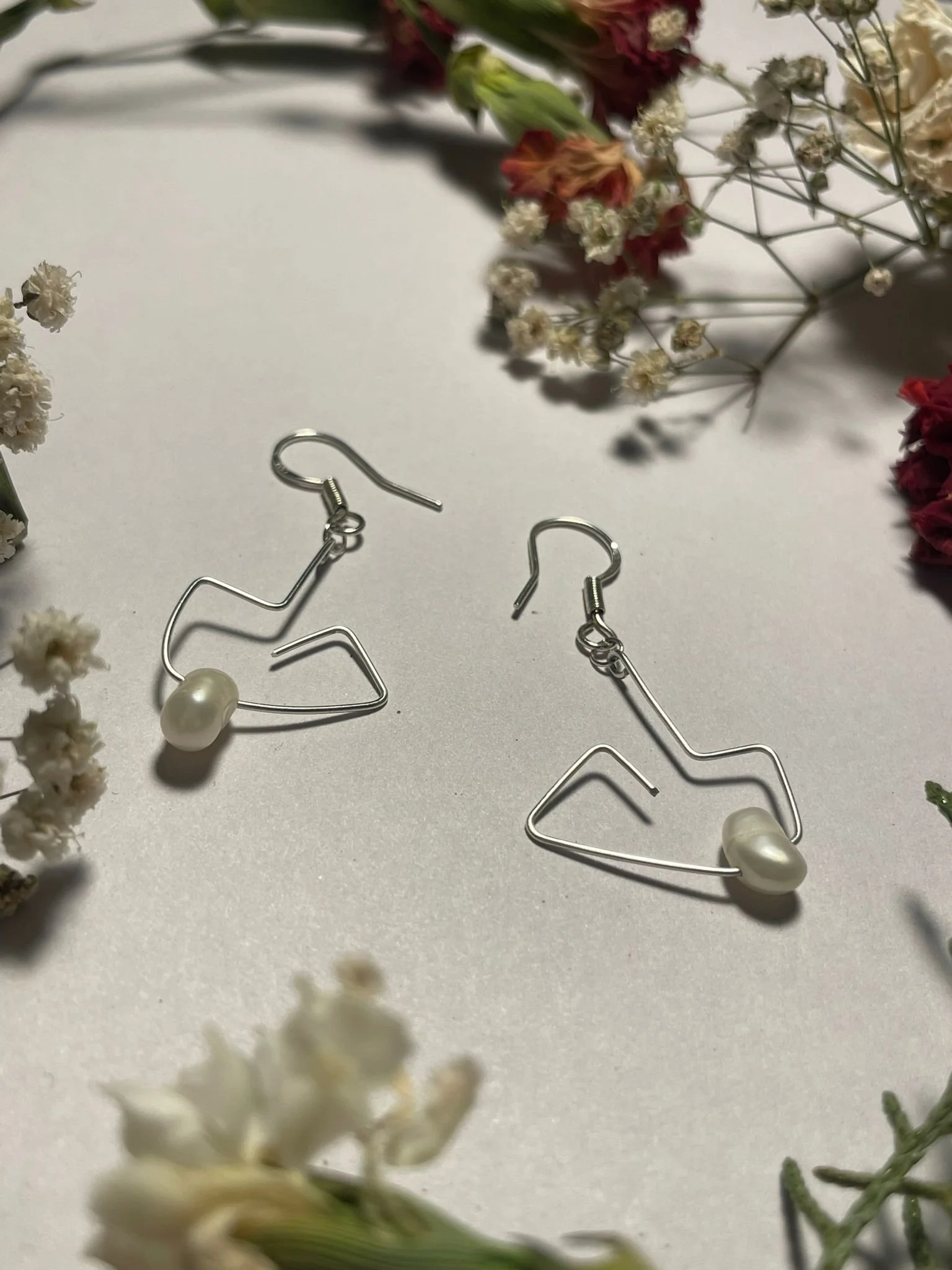 Angular Single Pearl - Hoop 3.jpeg