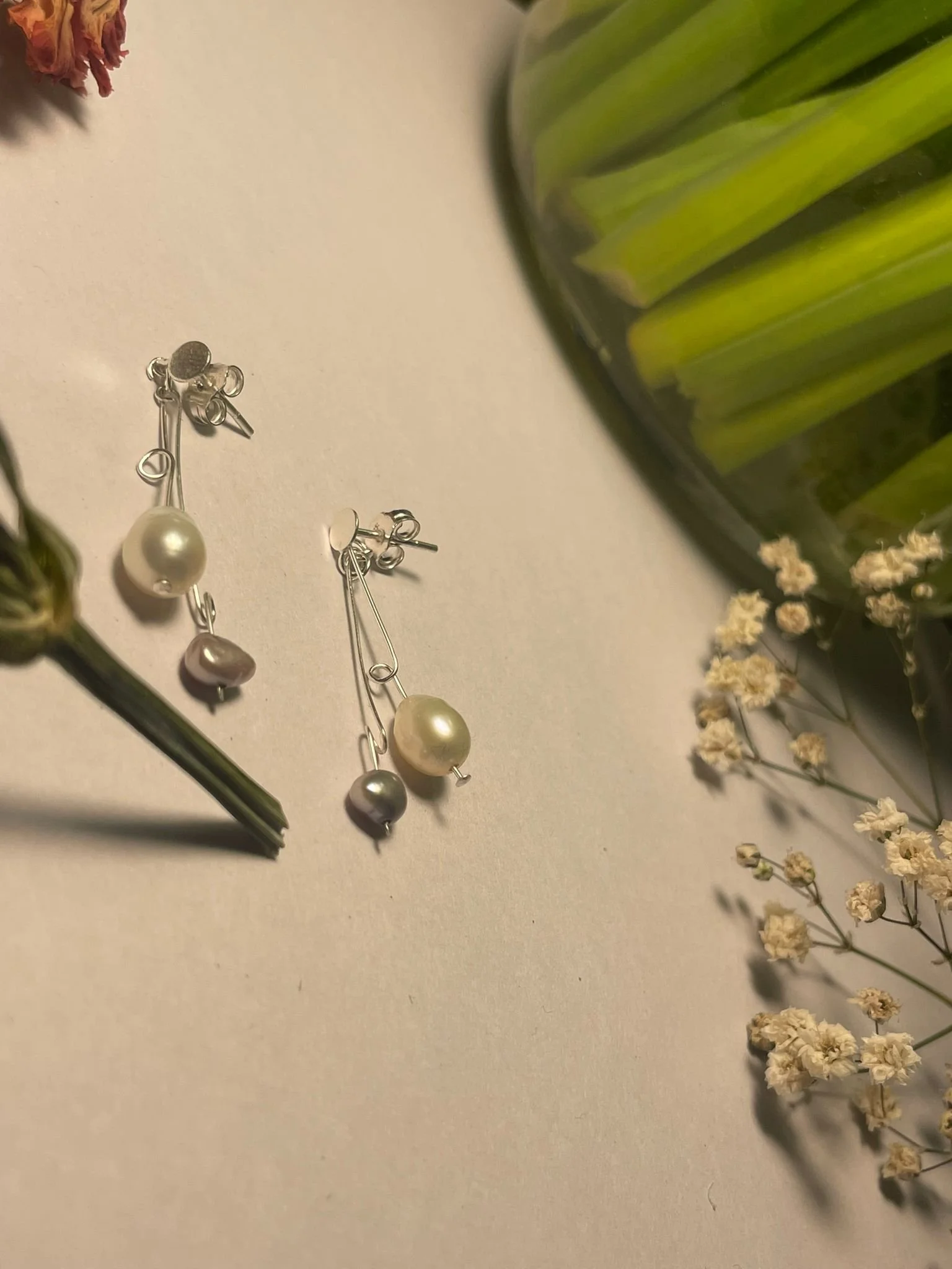 Double drop loop pearls - stud 3.jpeg