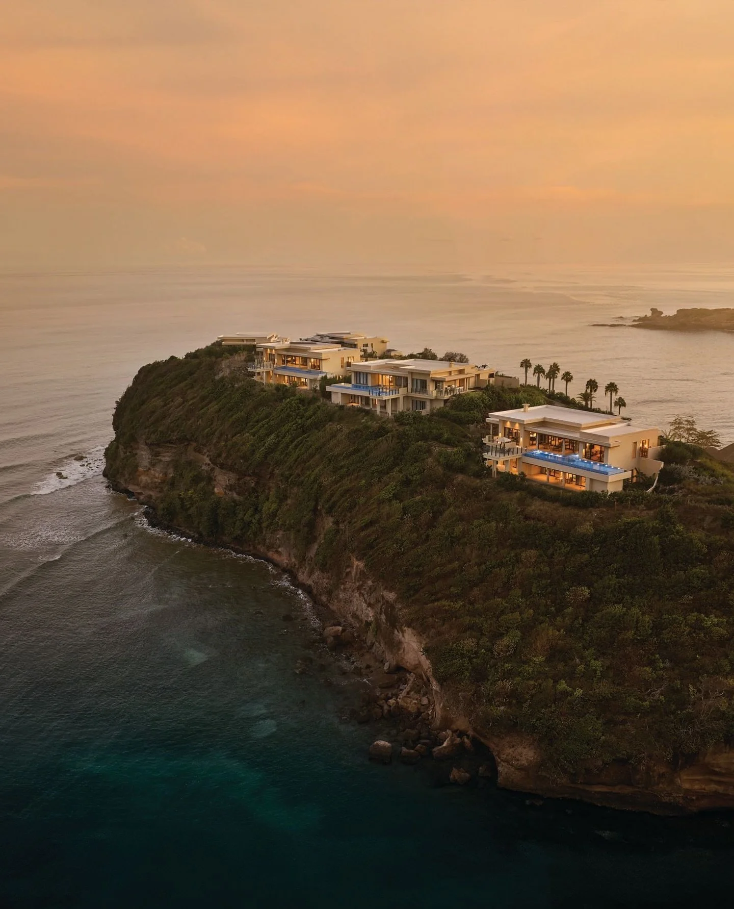 Six Senses brings its quiet luxury approach to the Caribbean with Six Senses La Sagesse in Grenada.

Set along the island&rsquo;s southern coast, the resort pairs open, light-filled suites and private pool villas with views over a calm bay and lush g