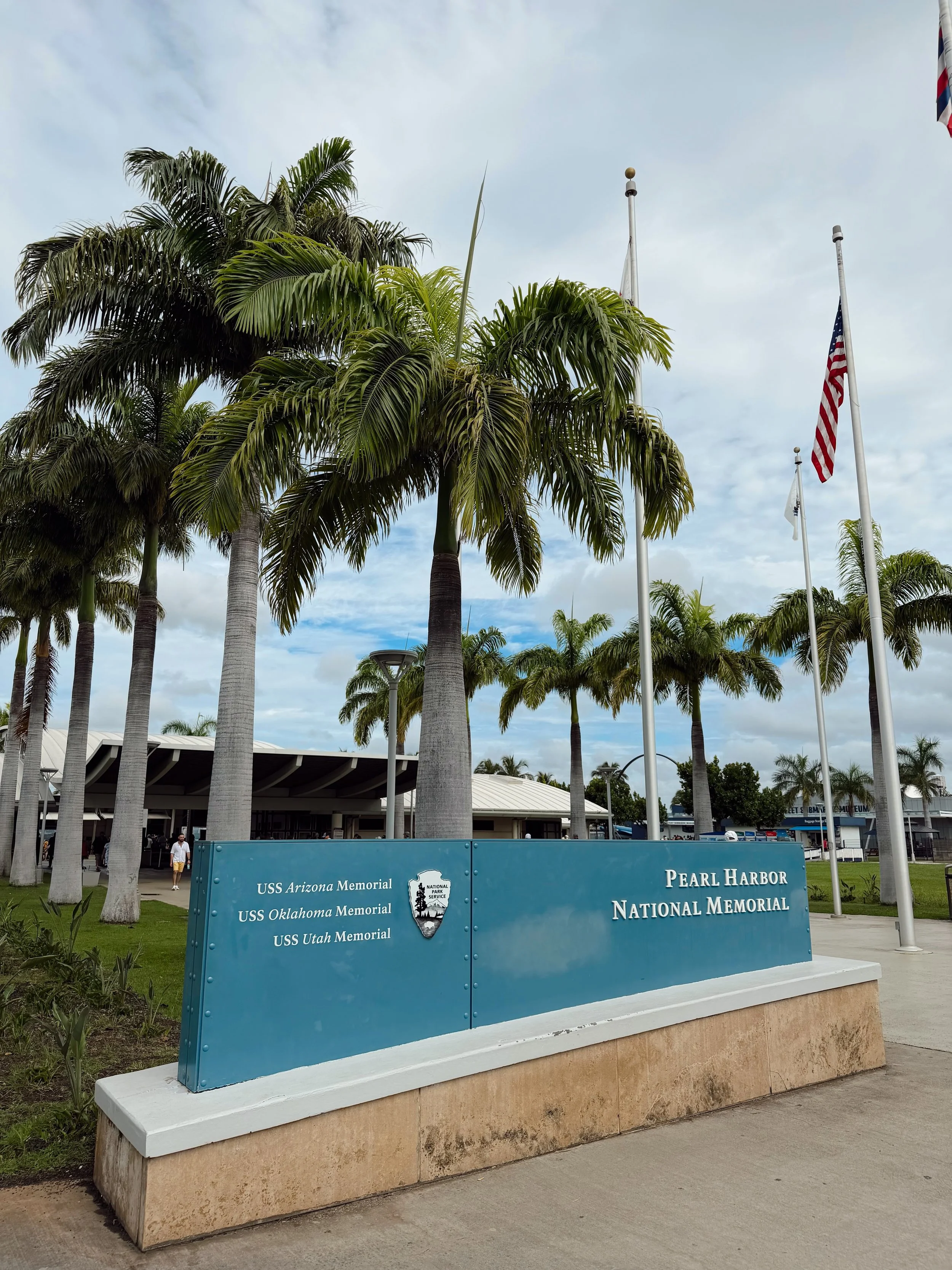 Memorial Day is a time for remembrance, best reflected in places where history remains present. At MaryDeeTravel we celebrate the long weekend- but do not forget the sacrifices made for us to enjoy the freedom we have in the 🇺🇸 USA!

At Pearl Harbo